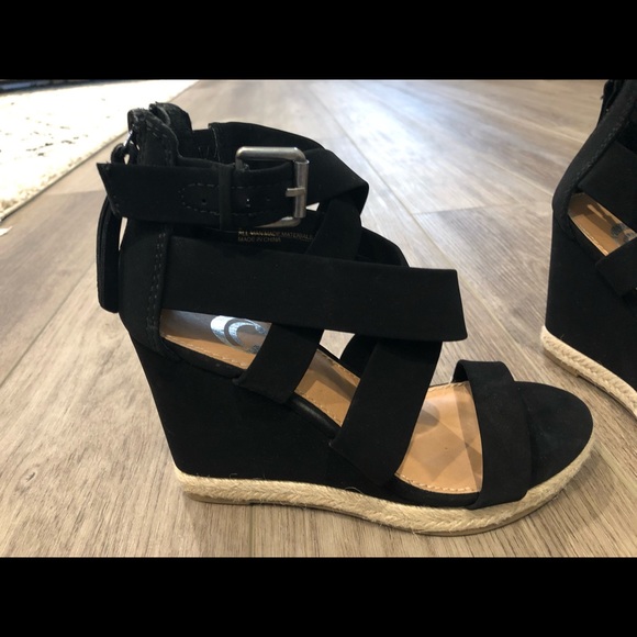 Charming Charlie Shoes - Charming Charlie black strappy wedges size 6